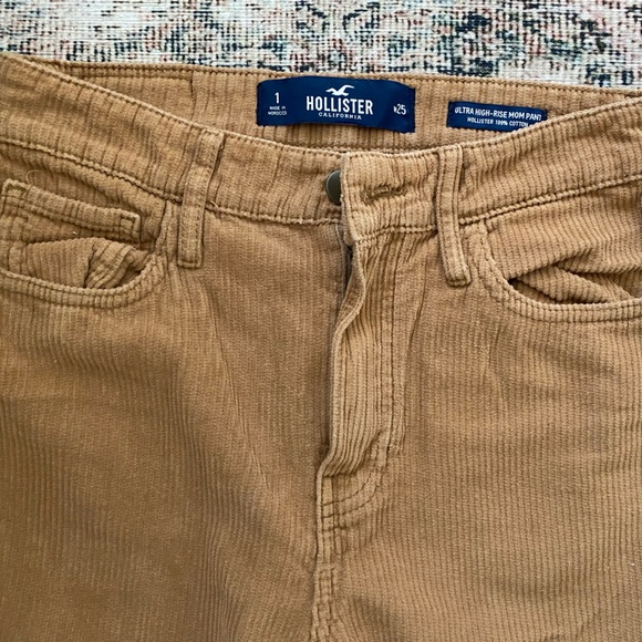 Hollister tan corduroy pants W25 Sz 1  gently worn - Picture 3 of 3
